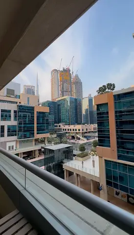 Bright & Spacious Studio | Burj Khalifa View | Premium Location