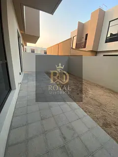 SUPER DISTRESS DEAL | 2 MASTER BEDROOM TOWNHOUSE | NESMA RESIDENCE | PRIME LOCATION
