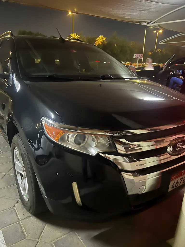 Ford Edge 2013 — photo 1 of 13