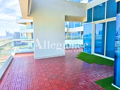 Massive 1BR l Near HealthCare City l Pool View