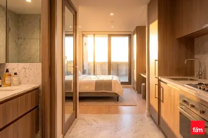 Spacious | Fully Furnished | Up to 12 Cheques
