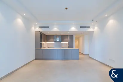3 Bed +Maids | Renovated | Vacant on Transfer