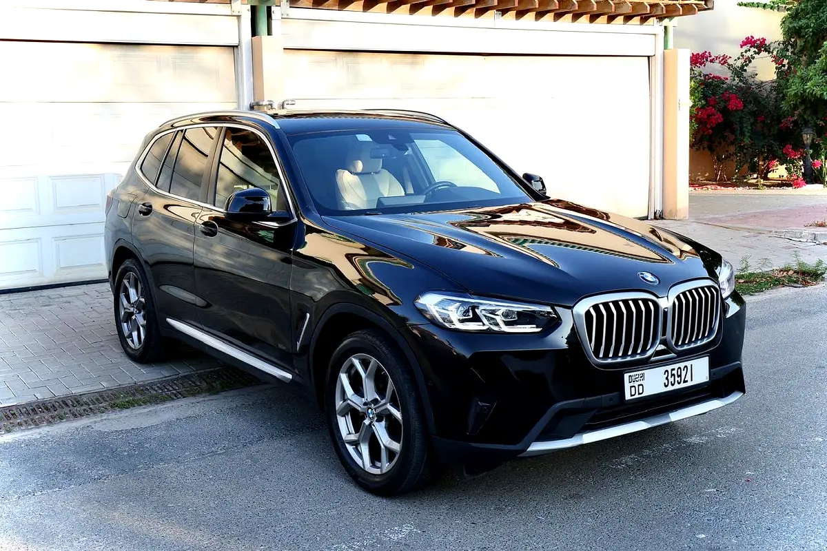 BMW X3 2022 — photo 1 of 8