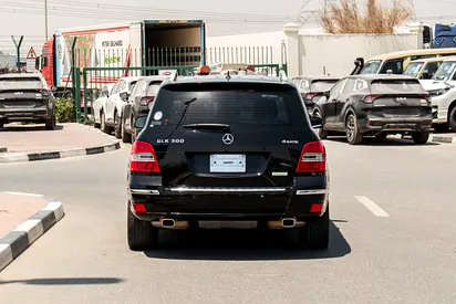 2011 Mercedes-BENZ GLK photo 7