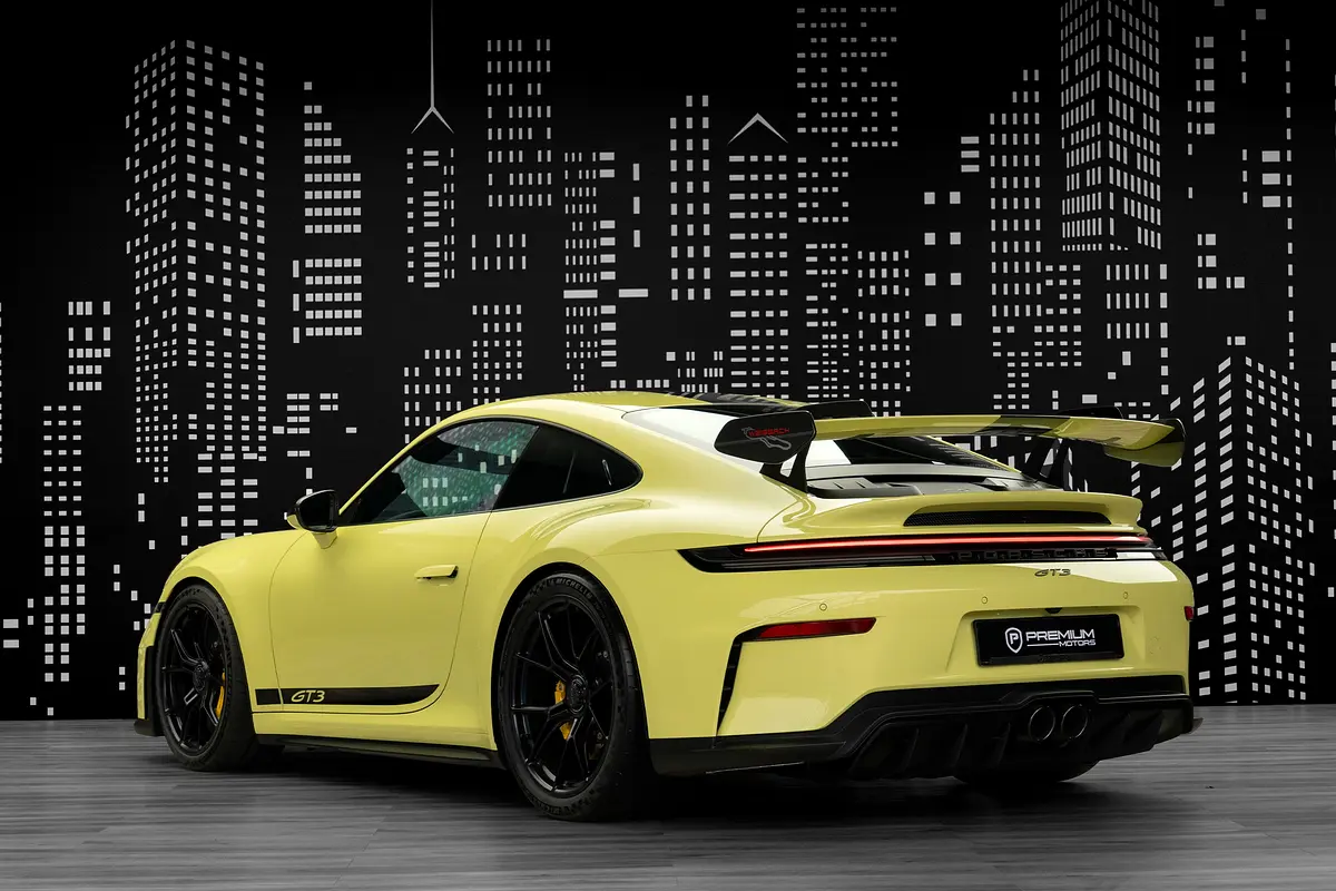 Porsche 911 2025