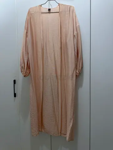 beige kaftan/ cardigan