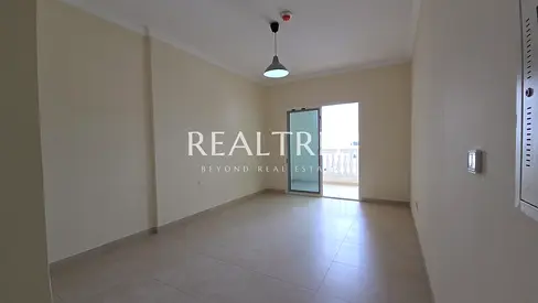 Spacious Studio | Ready to Move | Road View