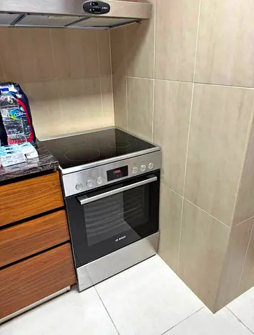 Bosch electric cooking range 60/60 size Stainless Steel with Ceramic Hob and Oven - Good Condition