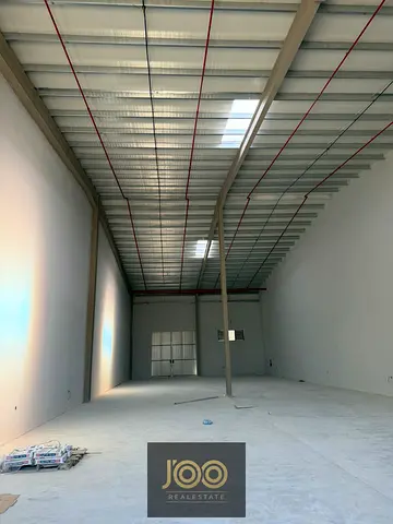 Industrial Warehouse Complex & Staff Accommodation for Sale | Umm Al Quwain – Umm Al Thuoob
