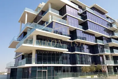 Stunning Studio with Golf Views in DAMAC Hills