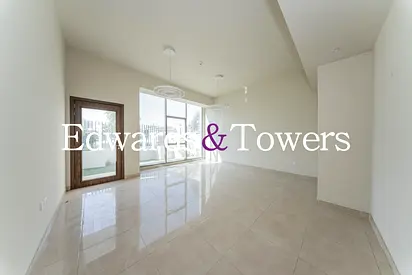 Vacant| Spacious Layout| Next to Arbor School