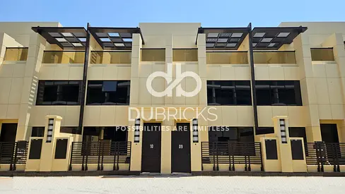 Elegant Brand New Townhouse | 3BR | JVC Dubai in arabic