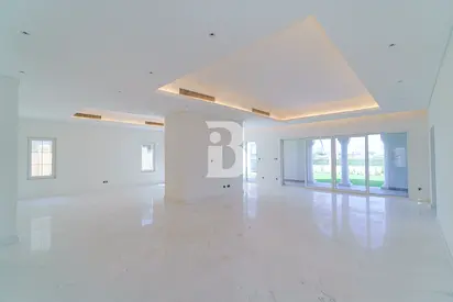 Elegant | Unfurnished | Villa 4 BR