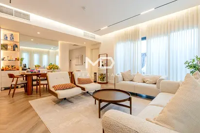 Close To Park | 4BR+Maids Villa | Unfurnished
