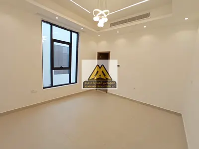فيله / اللراحه والهدوء / سكن عائلي / موقع ممتاز /  ع الشارع الرئيسي  /