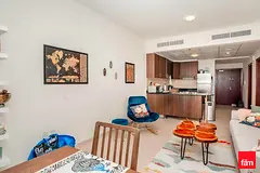 High Floor| Close to Tram| Vacant