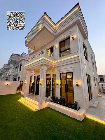 The price includes registration and ownership fees. Modern design and very high-end finishes. Excellent location.