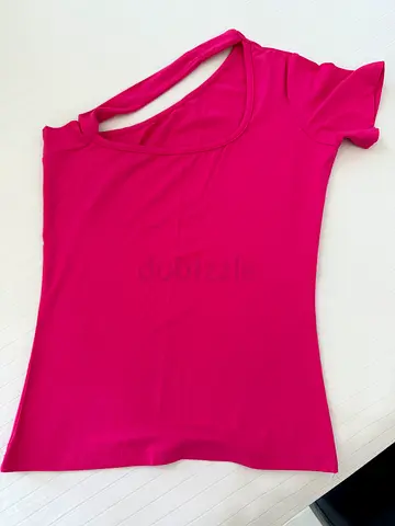 Pink short-sleeve womens top