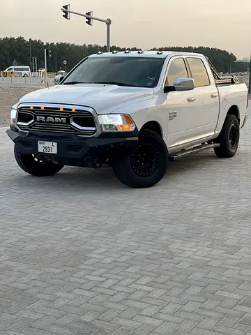 Dodge Ram 1500 SLT 2021 - American Specs - GCC Car