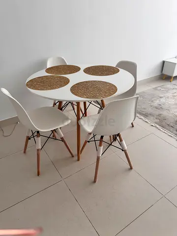Round Dining Table with 4 Modern White Chairs