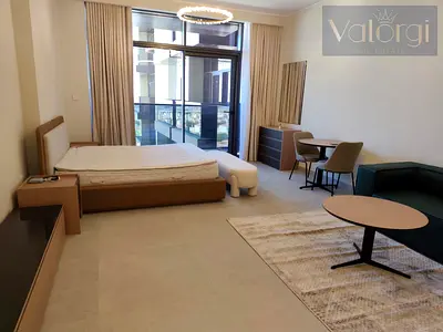 Fully Furnished Studio | Skyline & Pool View