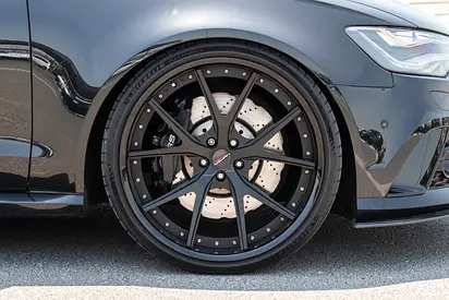 صورة 10 لـ 2014 AUDI RS6
