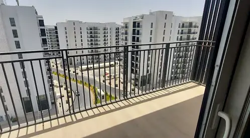 Elegant Apartment I 1BR Semi Furnished I Vacant