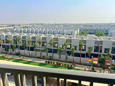 Apartment Facing Excellent Villa Community