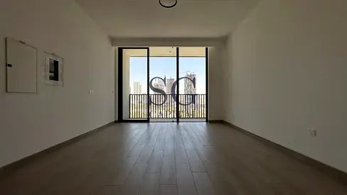 Elegant 1BR Retreat | Luxury Living | Vibrant Unit