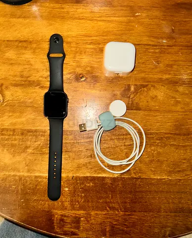 Original Apple Watch Series 5 - 44m - Cellular - 92% battery health - Excellent Condition