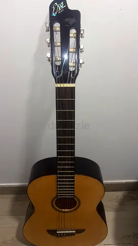 Used classical acoustic guitar - good condition