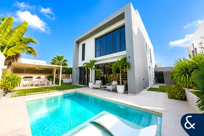 Fully Upgraded | Extended BUA | Private Pool