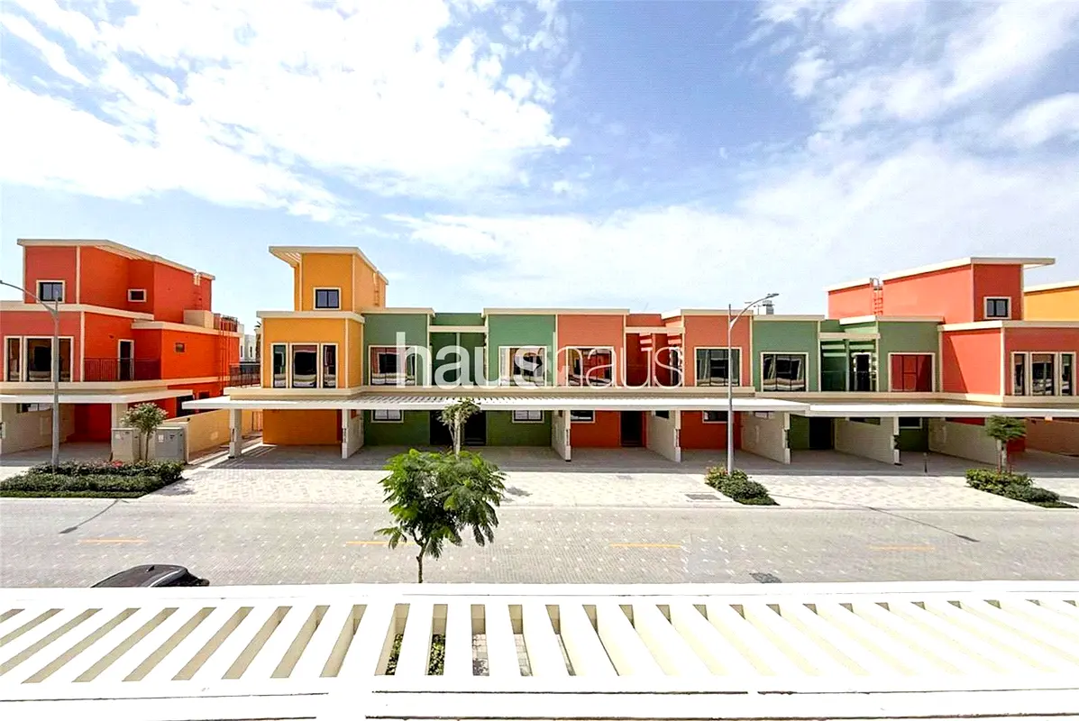 Lagoon Living | Mortgageable | Genuine Resale