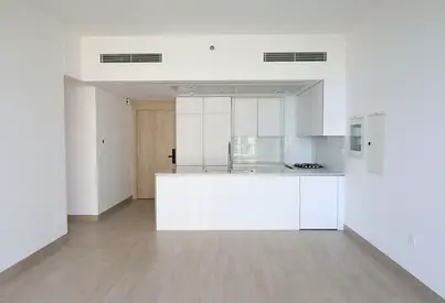 SPACIOUS | HUGE LAYOUT | PARK VIEW