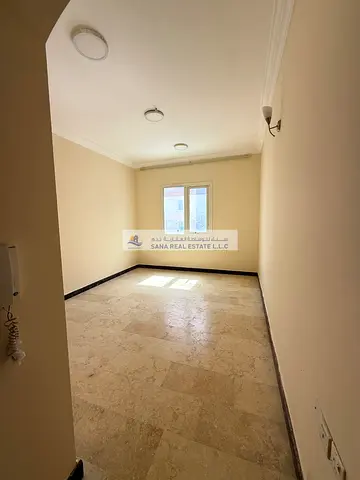 Studio Flat 12k Free gas