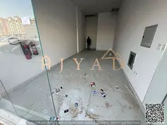 🇬🇧 For Rent – 4 Adjacent Commercial Shops (Ideal for Car Wash or Business Use) 📍 Location