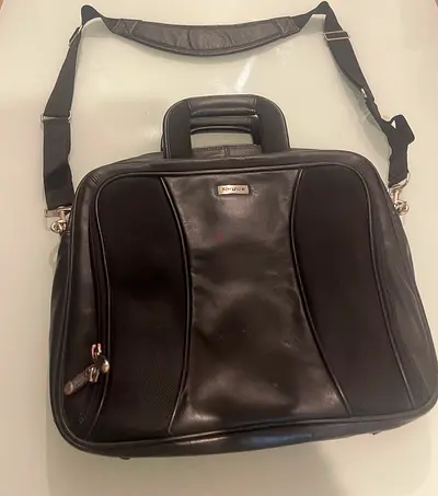 Black leather laptop briefcase with shoulder strap - good condition