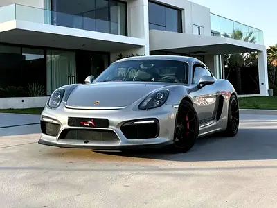Porsche Cayman GT4 2016 for 3,904.00 AED monthly
