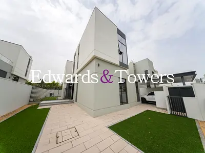 Upgraded Villa | Vacant | Great community