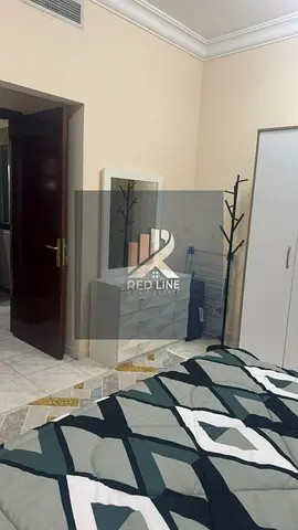 🏡 للإيجار – غرفة وصالة | القاسمية (المحطة) – الشارقة 🌿 ✨ موقع مميز جداً مقابل الحديقة  📍 بجوار جميع الخدمات والمرافق
