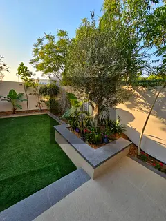 HOT DEAL | premium unit | UPGRADED 3-BR CORNER TOWNHOUSE | SINLGE ROW
