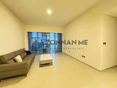 High Floor | Spacious | Heart of Downtown