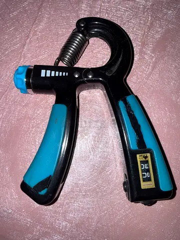 Workout hand grip
