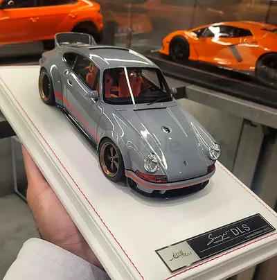 Diecast IVY 911 singer dls 1/18