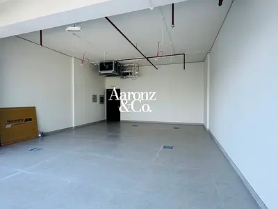 Prime Location| Less Traffic | High Floor
