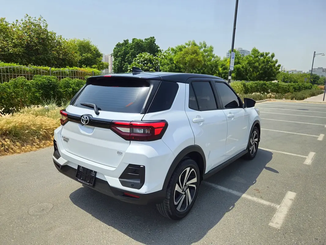Toyota Raize 2023 — photo 1 of 7