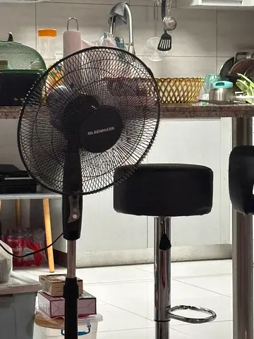 Olsenmark Standing Pedestal Fan – Good Working Condition