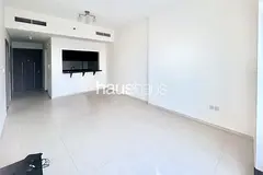 Burj Al Arab View | Unfurnished | Spacious Layout — 3