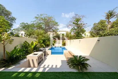 Private Pool | Fully Upgraded | BBQ Pit | Bespoke