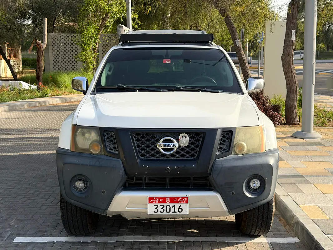 Nissan Xterra 2015 — photo 1 of 20